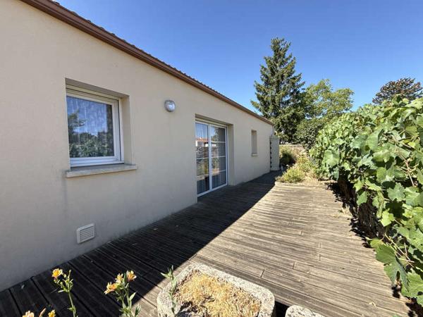 MONTAIGU-VENDEE / Vente Maison 4 Pièces 94 m²