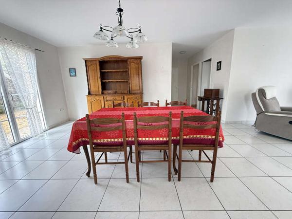 MONTAIGU-VENDEE / Vente Maison 4 Pièces 94 m²