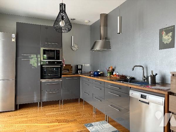 Maison 96,61 m2 rénovée avec terrasse, terrain et vues dégagées – Premières hauteurs d'Aix-les-Bains