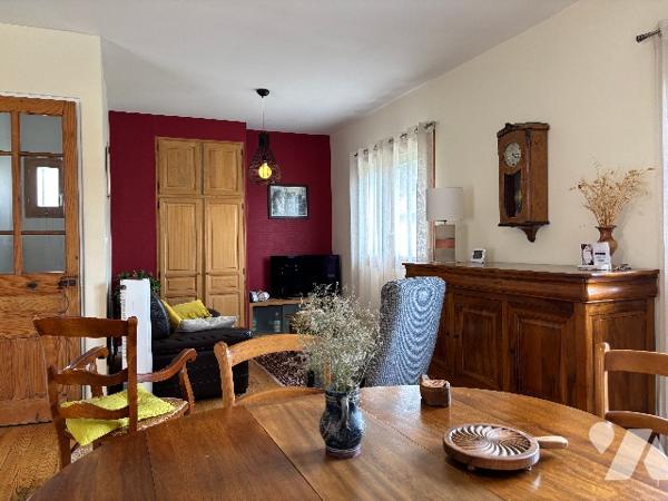 Maison 96,61 m2 rénovée avec terrasse, terrain et vues dégagées – Premières hauteurs d'Aix-les-Bains