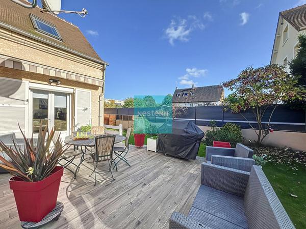 FRANCONVILLE à vendre Maison individuelle de charme avec jardin paysager, proche commodités et gare de Franconville