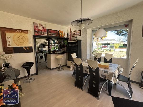 Maison à vendre 4 pièces 148m² Noyen-sur-Sarthe (72430)