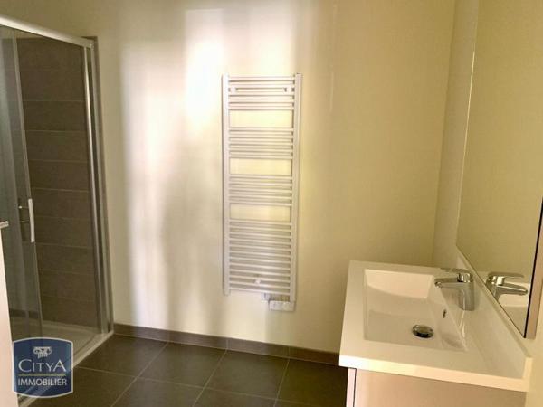 Appartement à louer 3 pièces 59.69m²