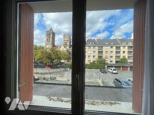 CAEN CENTRE VILLE APPARTEMENT 4 PIECES A RENOVER