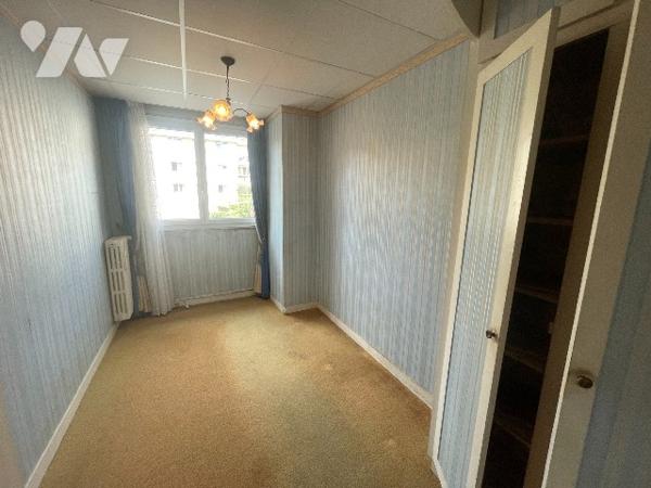 CAEN CENTRE VILLE APPARTEMENT 4 PIECES A RENOVER