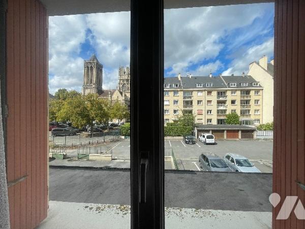 CAEN CENTRE VILLE APPARTEMENT 4 PIECES A RENOVER