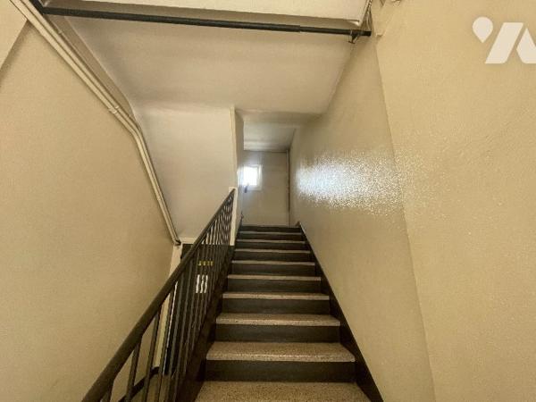 CAEN CENTRE VILLE APPARTEMENT 4 PIECES A RENOVER