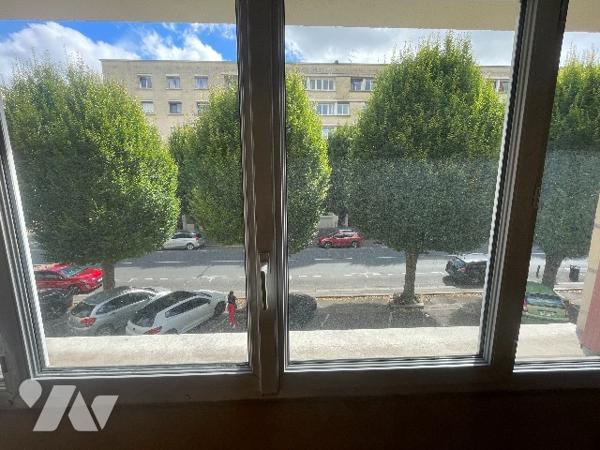 CAEN CENTRE VILLE APPARTEMENT 4 PIECES A RENOVER
