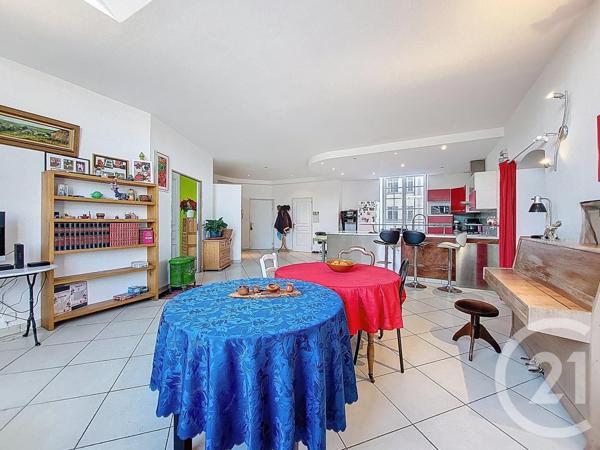 Appartement F7 à vendre  7 pièces - 171,72 m2 MIRECOURT - 88