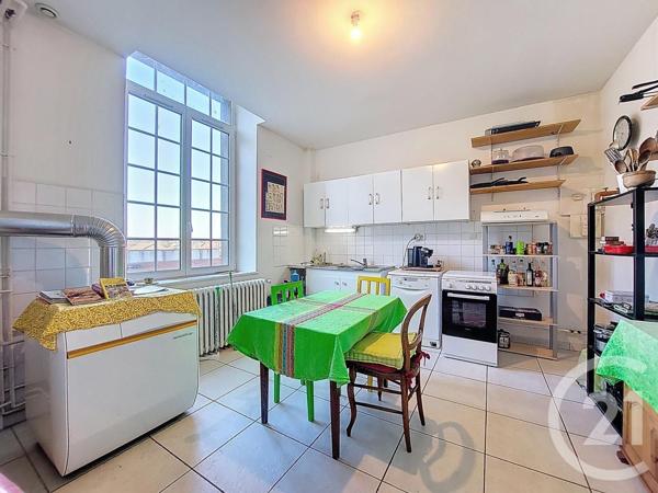 Appartement F7 à vendre  7 pièces - 171,72 m2 MIRECOURT - 88