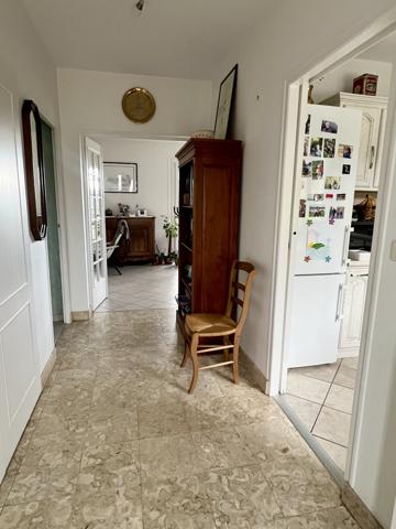 Smarves (86240) SMARVES - MAISON FAMILIALE- 5 CHAMBRES AVEC VUE DÉGAGÉE