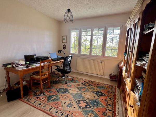 Smarves (86240) SMARVES - MAISON FAMILIALE- 5 CHAMBRES AVEC VUE DÉGAGÉE