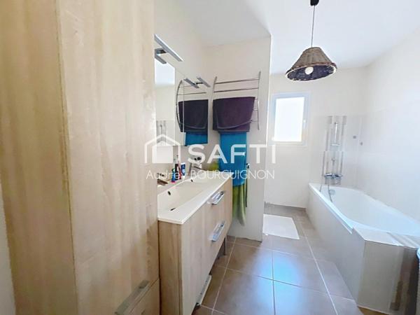 Confort moderne, calme et espace, idéale pour une famille