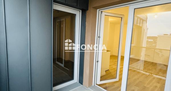 Location Appartement 3 pièces 57.4 m² - Juvisy-sur-orge 91260