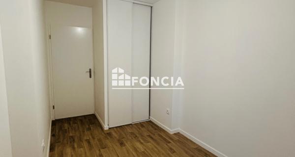 Location Appartement 3 pièces 57.4 m² - Juvisy-sur-orge 91260