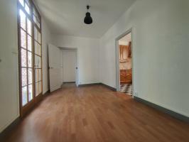 A 5 mn de NOAILLES, TRES BELLE MAISON BOURGEOISE DE 150 m² HAB AVEC GARAGE ET DEPENDANCES SUR 800 M² CLOS AU  Sainte-Geneviève (60730)