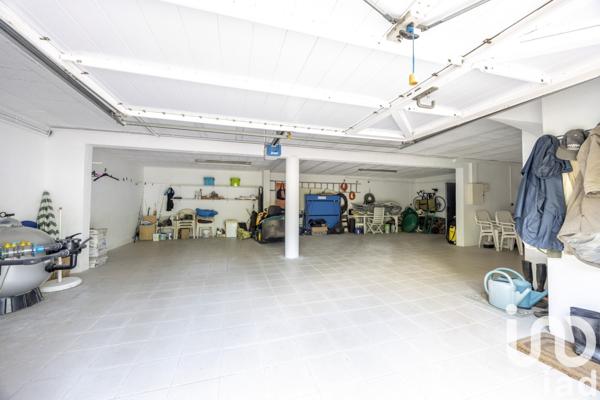 Maison d’architecte 6 pièces de 241 m² à Ascain (64310)