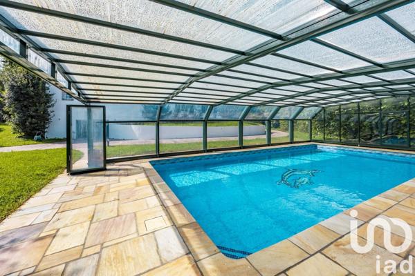 Maison d’architecte 6 pièces de 241 m² à Ascain (64310)