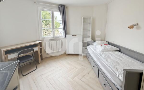 Appartement à louer    1 pièce • 15,20 m2 Senlis