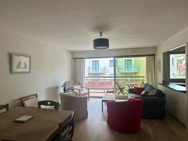 Appartement 2 pièces 53.79 m²