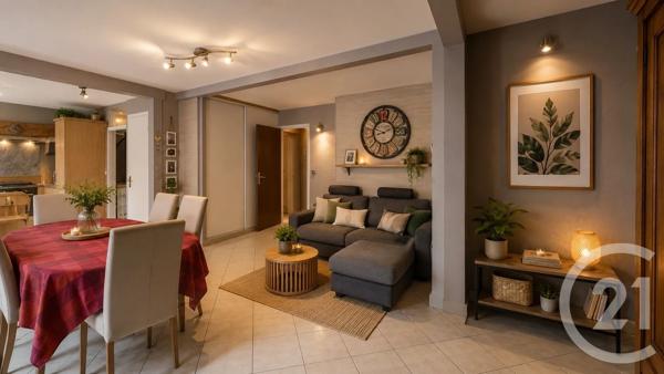 Appartement F3 à vendre  3 pièces - 73,10 m 2   PONTARLIER  - 25