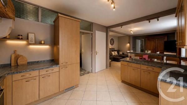 Appartement F3 à vendre  3 pièces - 73,10 m 2   PONTARLIER  - 25