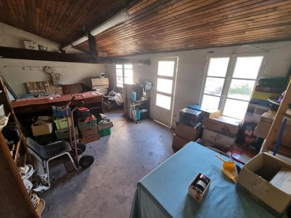 Au Mée village, Meulière de 115 m2 sur un terrain de 637 m2