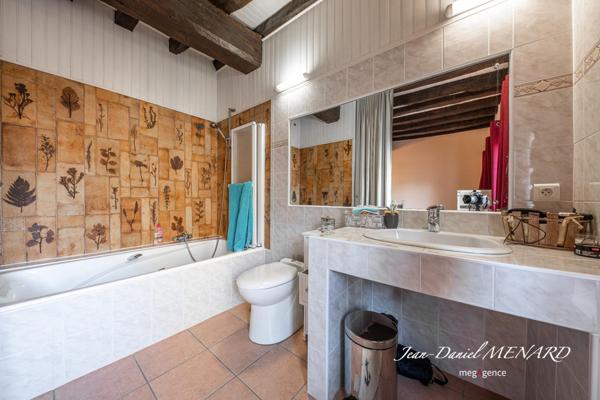 Appartement à DINAN, 22100 - 6 pièces 200m²