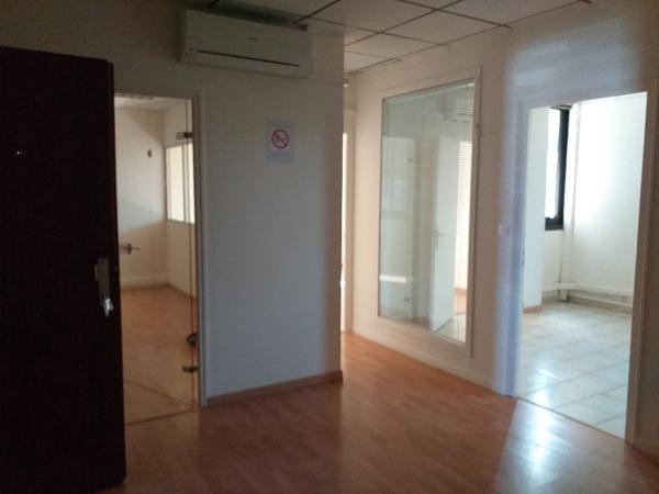 BUREAUX AGENCÉS LE LAMENTIN 67M2