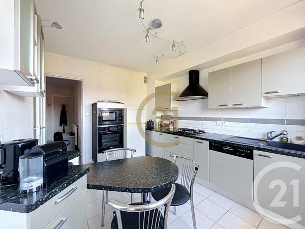 Appartement F4 à vendre  4 pièces - 90,86 m 2   BELFORT  - 90
