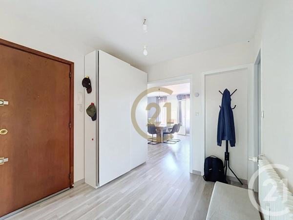 Appartement F4 à vendre  4 pièces - 90,86 m 2   BELFORT  - 90