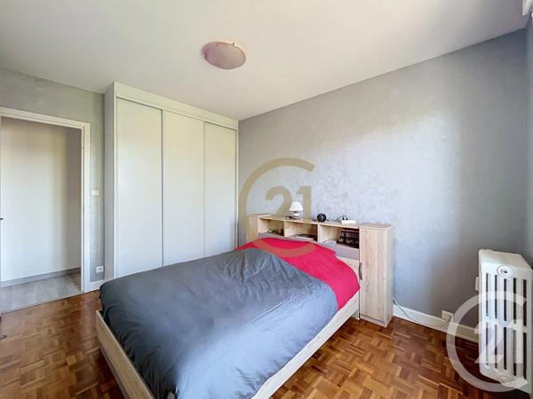 Appartement F4 à vendre  4 pièces - 90,86 m 2   BELFORT  - 90