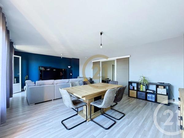 Appartement F4 à vendre  4 pièces - 90,86 m 2   BELFORT  - 90
