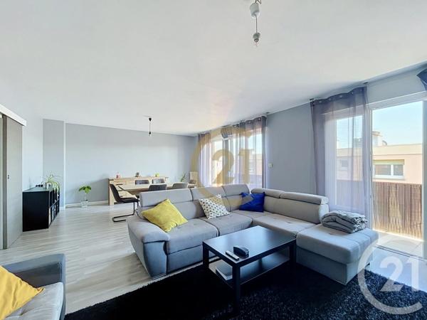 Appartement F4 à vendre  4 pièces - 90,86 m 2   BELFORT  - 90
