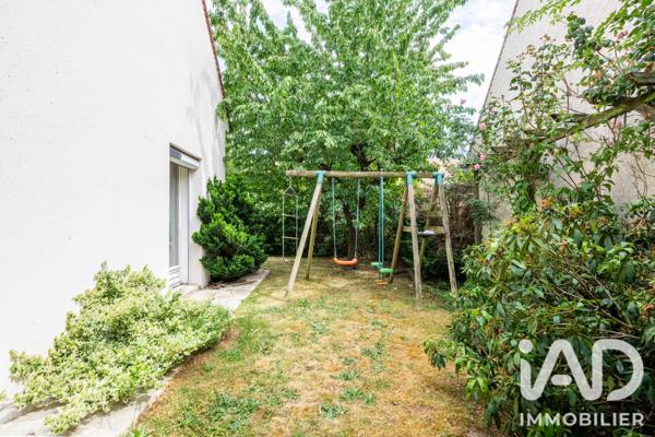 Maison à vendre 6 pièces 123 m² Fontenay-le-Fleury