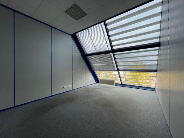 Bureaux à louer à LE PETIT QUEVILLY 76140