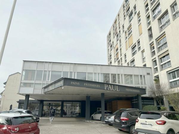 BUREAUX à VENDRE de 186 m²