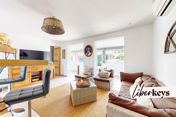 GUJAN-MESTRAS – ENSEMBLE RARE : MAISON T4 + PISCINE + STUDIO T2 INDÉPENDANT