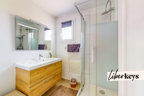 GUJAN-MESTRAS – ENSEMBLE RARE : MAISON T4 + PISCINE + STUDIO T2 INDÉPENDANT