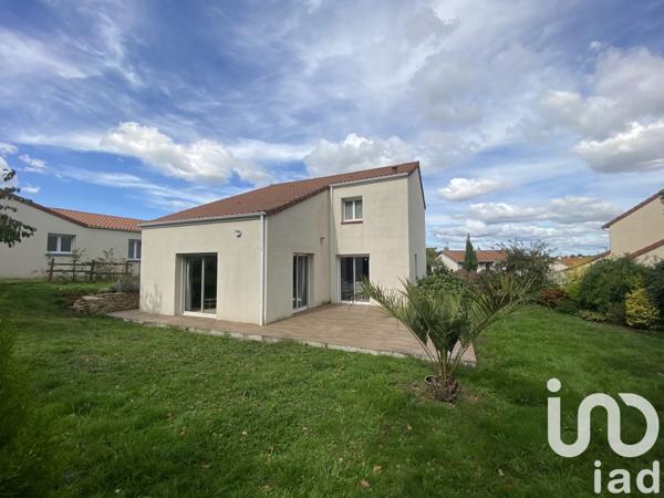 Maison à vendre 6 pièces 154 m² Cholet