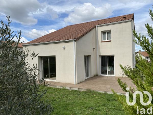 Maison à vendre 6 pièces 154 m² Cholet