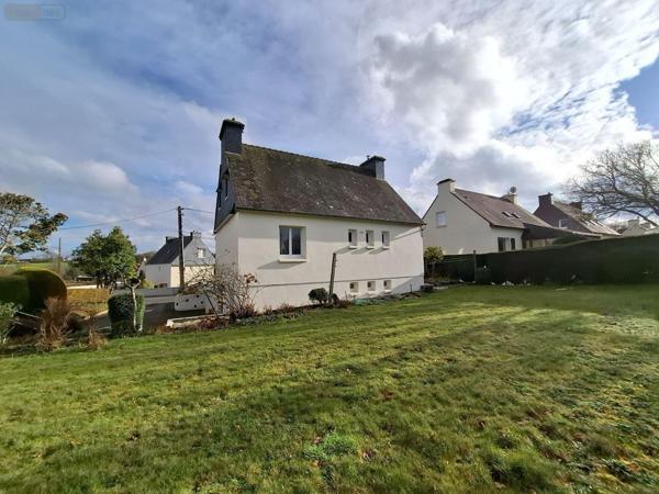 Maison individuelle à vendre à Gouarec dans les Côtes-d'Armor (22570), ref : 22075-MA01660