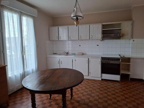 Maison individuelle à vendre à Gouarec dans les Côtes-d'Armor (22570), ref : 22075-MA01660