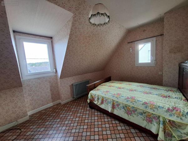 Maison individuelle à vendre à Gouarec dans les Côtes-d'Armor (22570), ref : 22075-MA01660