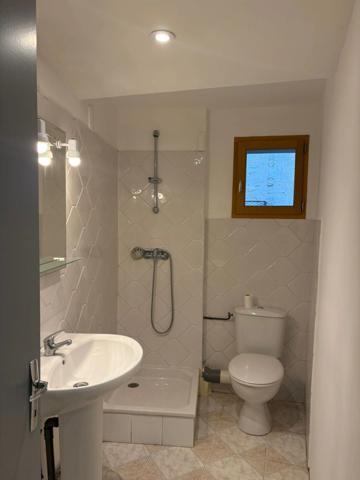 Maison de village avec cour à SAINT THIBERY (34)