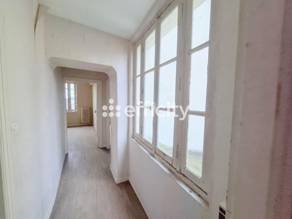 Maison 9 pièces - 153 m²