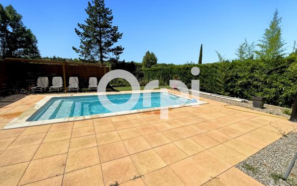 Maison à vendre    4 pièces •  Ruoms