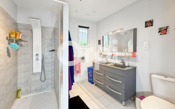 Maison à vendre    4 pièces •  Ruoms