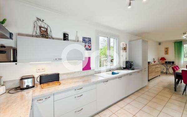 Maison à vendre    4 pièces •  Ruoms