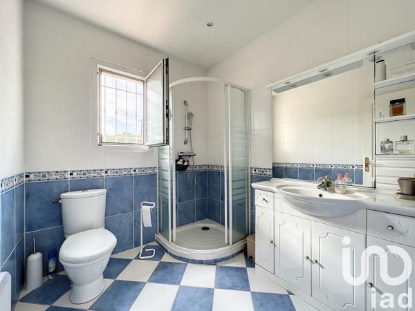 Maison à vendre 6 pièces 140 m² La Cadière-d'Azur